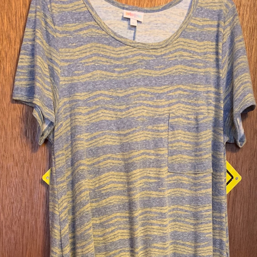 Lularoe Large Carly